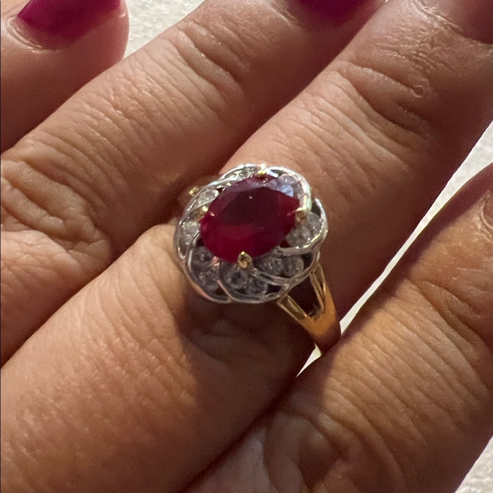 Size 8 ring gold purple 14k electroplated vintage old stock cubic zirconia